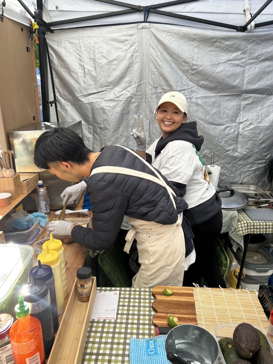OH!NIGIRI team preparing food at the stall